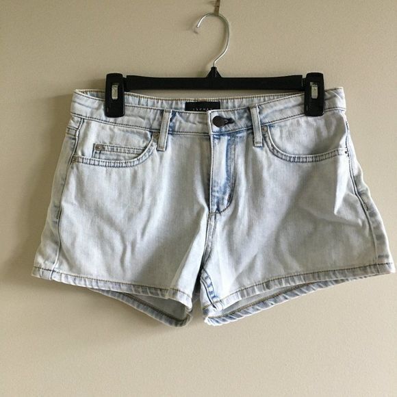 THEORY DENIM SHORTS MID RISE LIGHT WASH SIZE‎ 26 - Picture 1 of 8